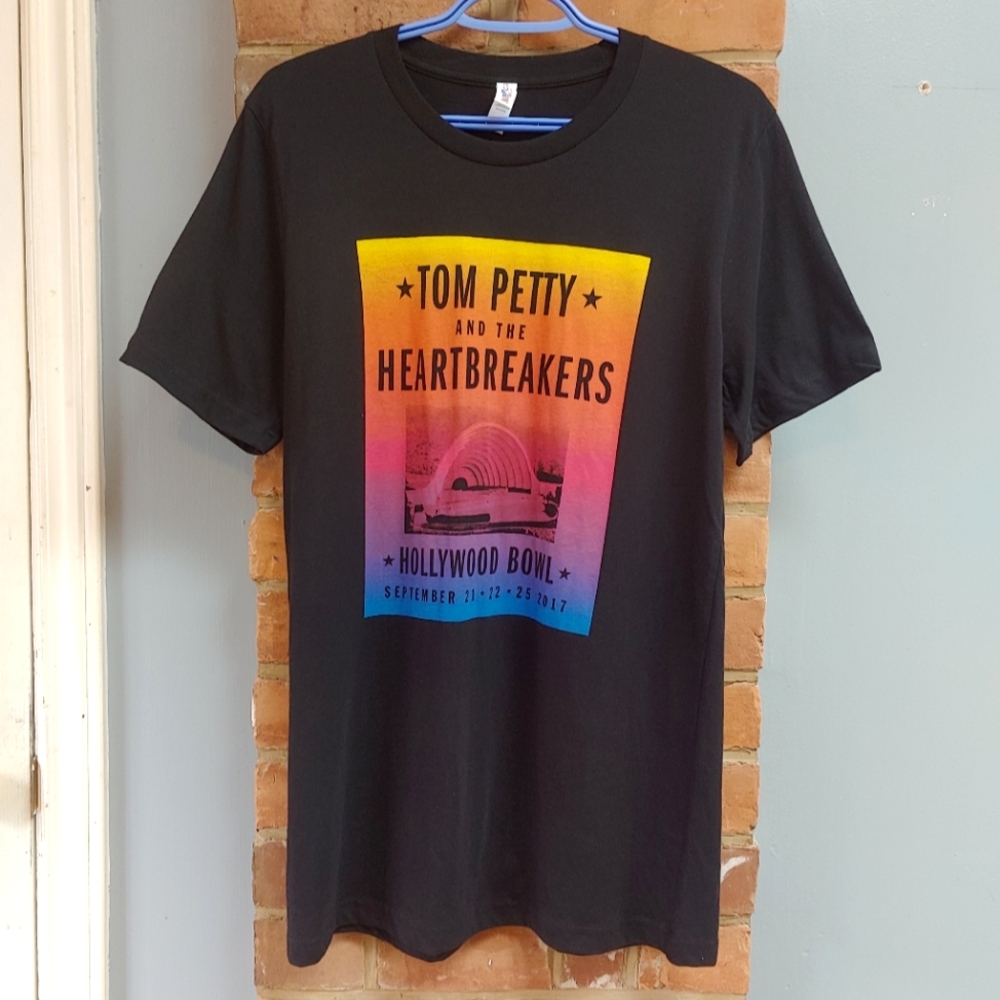 Tom Petty Hollywood Bowl official concert t-shirt, unisex size medium
